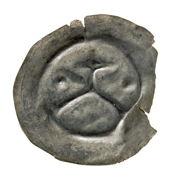 Brakteat Zakon Krzyżacki krzyż na łuku